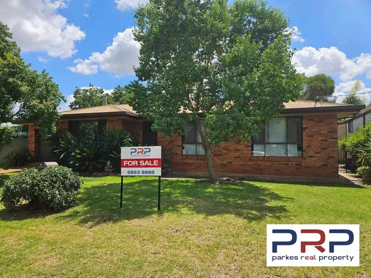 12 Kingsford Avenue, Parkes NSW 2870