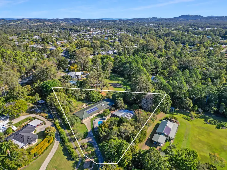 12 Curlew Crescent, Cooroy QLD 4563