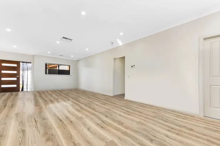 Second view of Homely unit listing, 7A Highland Avenue, Hampton Park VIC 3976