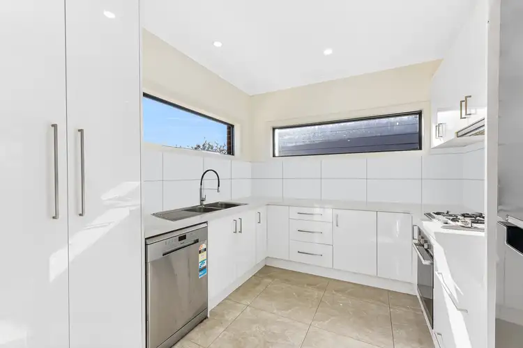 Fifth view of Homely unit listing, 7A Highland Avenue, Hampton Park VIC 3976