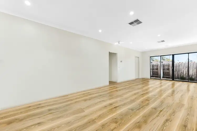 Sixth view of Homely unit listing, 7A Highland Avenue, Hampton Park VIC 3976