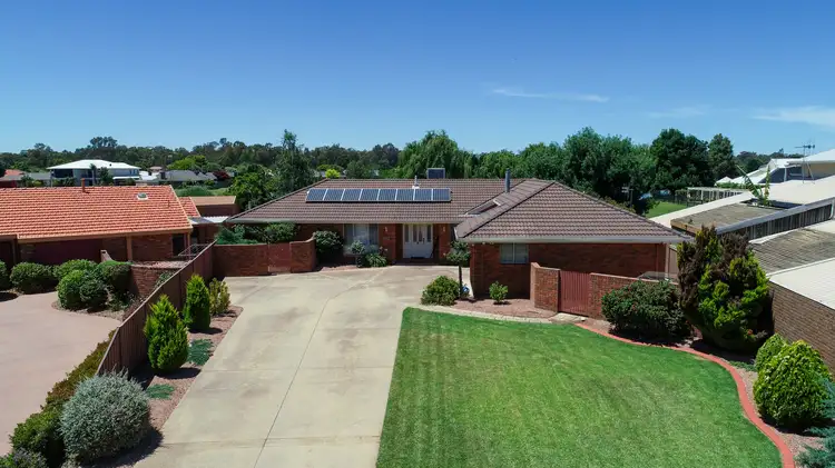 15 Ganaway Crescent, Kialla VIC 3631