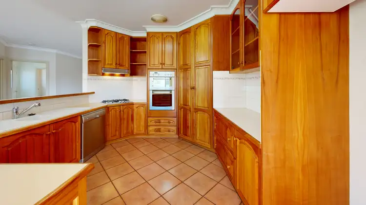 Fifth view of Homely house listing, 15 Ganaway Crescent, Kialla VIC 3631