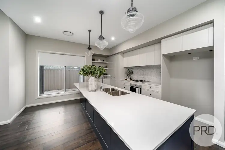 Fifth view of Homely house listing, 10 Paroo Place, Tatton NSW 2650