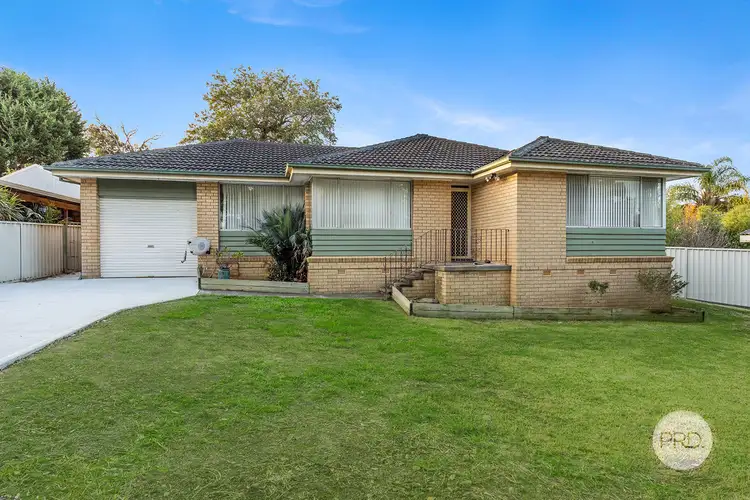 24A Clarendon Road, Peakhurst NSW 2210