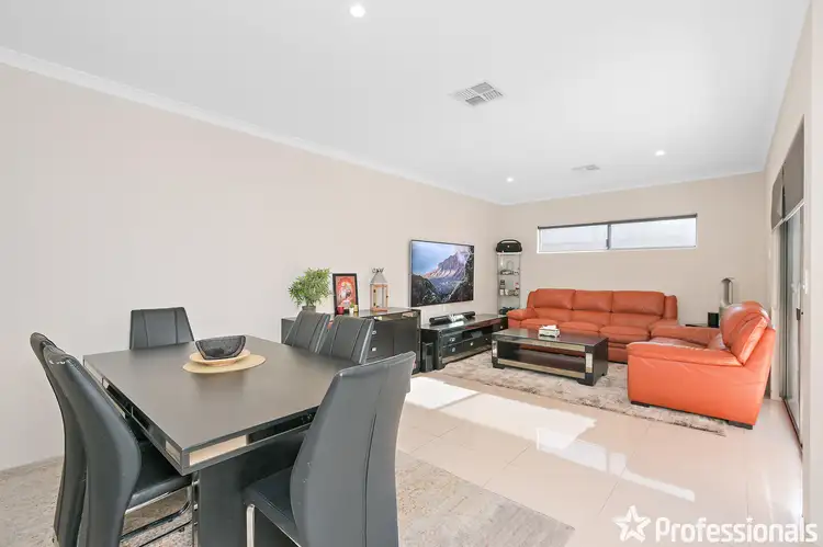 3/74 Carbeen Views, Piara Waters WA 6112