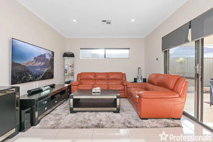 Fifth view of Homely villa listing, 3/74 Carbeen Views, Piara Waters WA 6112