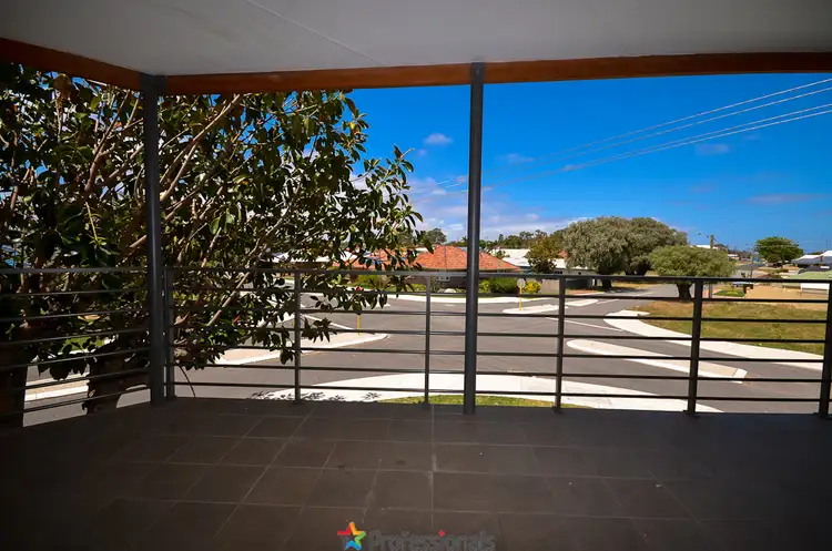 Sixth view of Homely apartment listing, 4/38 Randell Street, Mandurah WA 6210