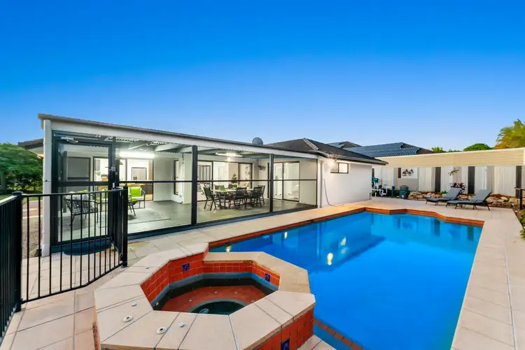 2 Hampstead Outlook, Murrumba Downs QLD 4503