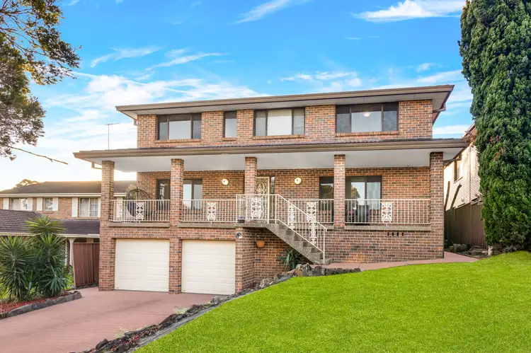 4 Urunga Place, Bossley Park NSW 2176