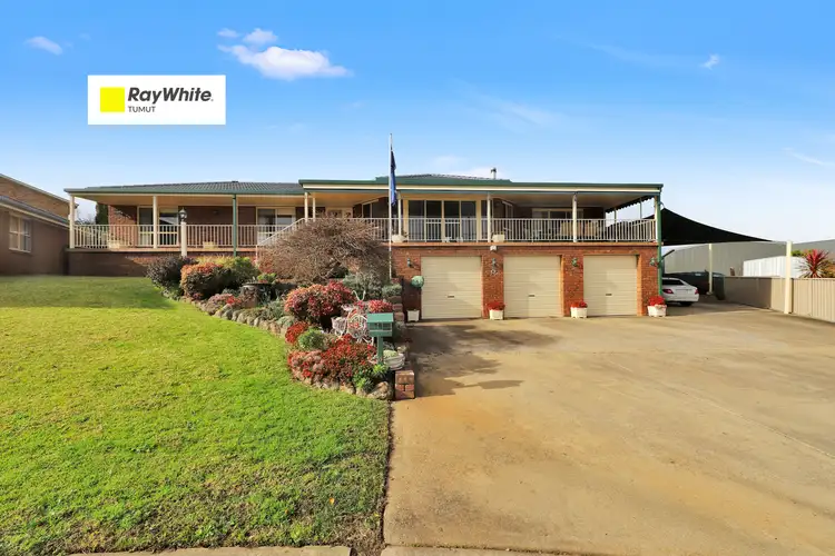 8 Coolamine Circuit, Tumut NSW 2720