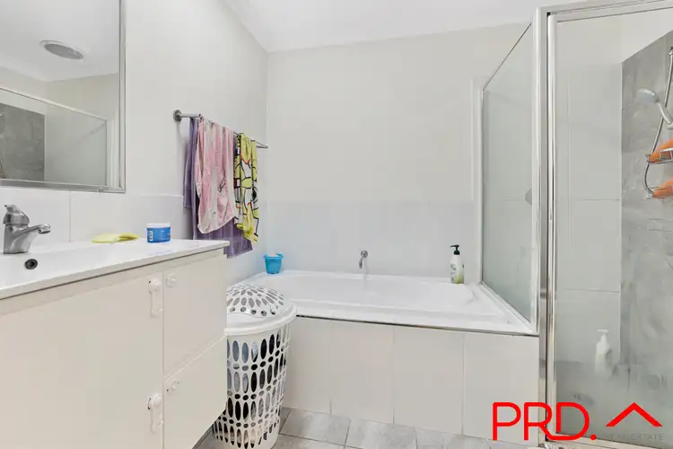 Seventh view of Homely semi-detached listing, 14a Mawson Close, Tamworth NSW 2340