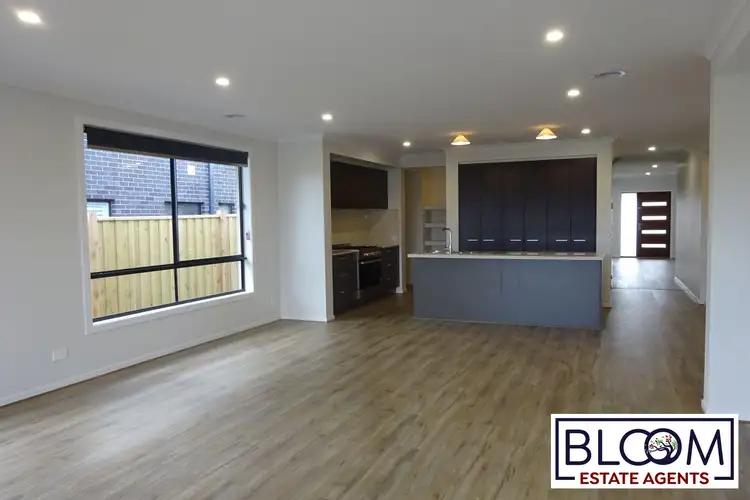 Fifth view of Homely house listing, 52 Lucknow Drive, Beveridge VIC 3753