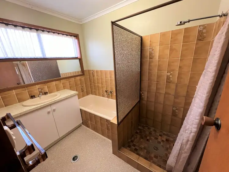 Fifth view of Homely unit listing, 3/274 Wick Street, Deniliquin NSW 2710