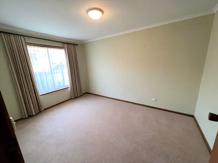 Sixth view of Homely unit listing, 3/274 Wick Street, Deniliquin NSW 2710