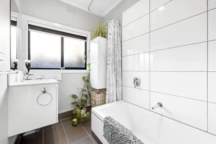 Sixth view of Homely house listing, 1 Alamein Avenue, Warracknabeal VIC 3393