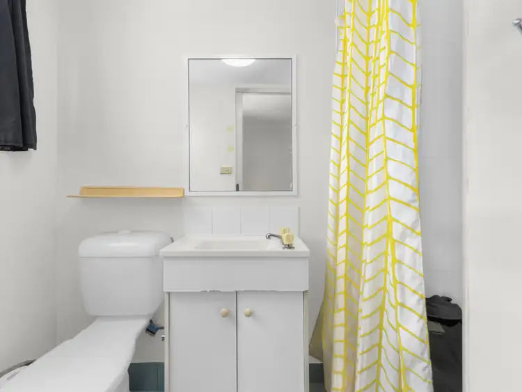 Fifth view of Homely apartment listing, 5/592 Sandgate Road, Clayfield QLD 4011