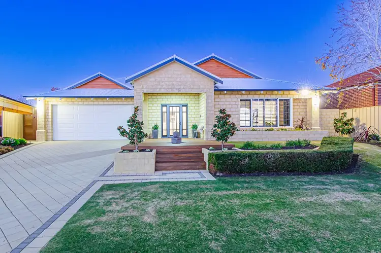 8 Kiah Mews, Canning Vale WA 6155