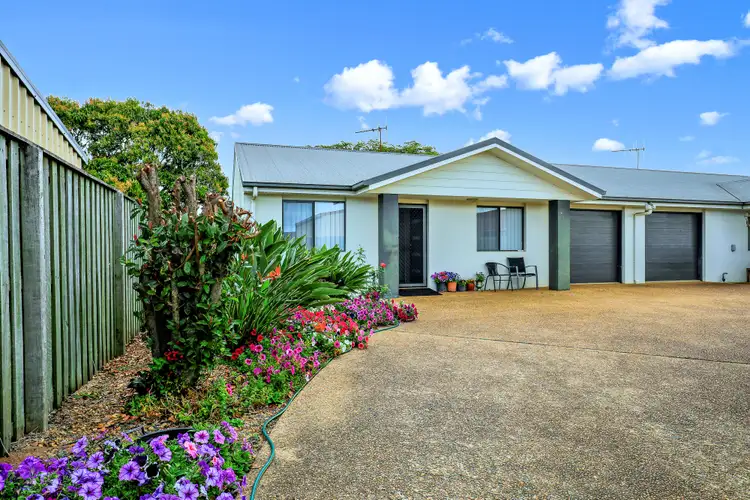 Main view of Homely unit listing, 2/5 Keppel Crescent, Thabeban QLD 4670