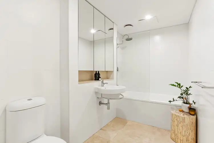 Fifth view of Homely apartment listing, 12/18-22 Diamond Bay Road, Vaucluse NSW 2030