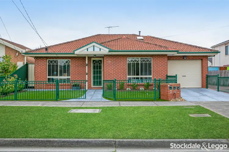 Main view of Homely unit listing, 1/18G Purinuan Road, Reservoir VIC 3073