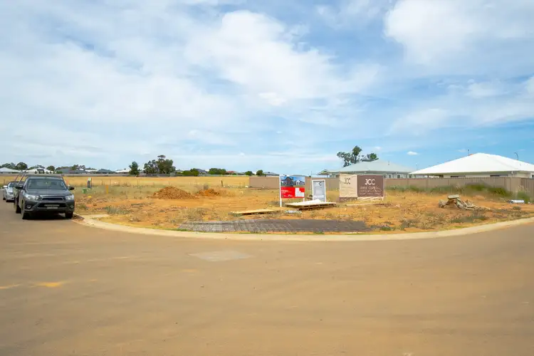 Fifth view of Homely house listing, 6 Denny Crescent, Gobbagombalin NSW 2650