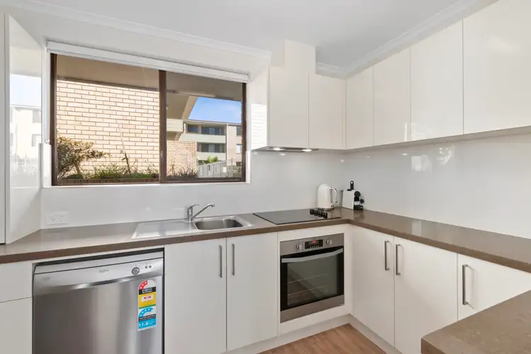 Sixth view of Homely unit listing, 2/230 Beach Road, Batehaven NSW 2536