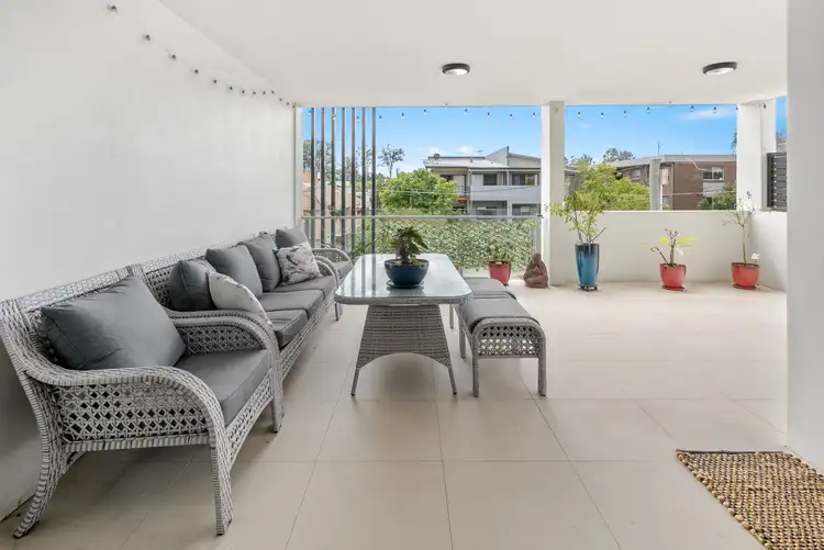 Second view of Homely apartment listing, 5/23 Hood Street, Sherwood QLD 4075