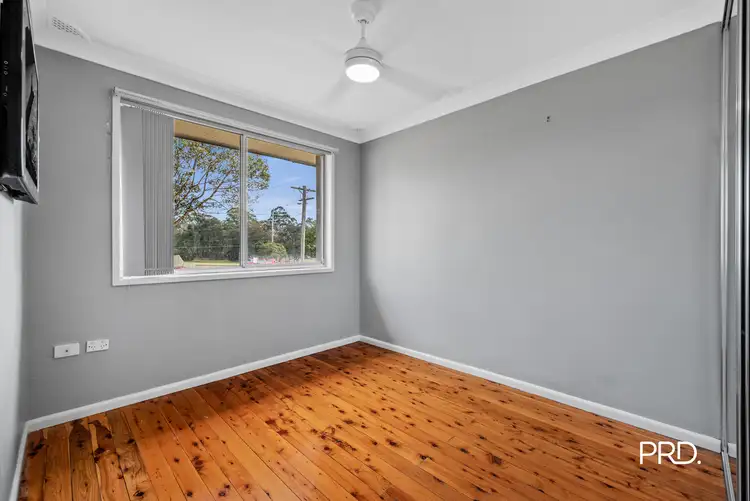 Sixth view of Homely house listing, 1 Waldron Place, Cambridge Park NSW 2747