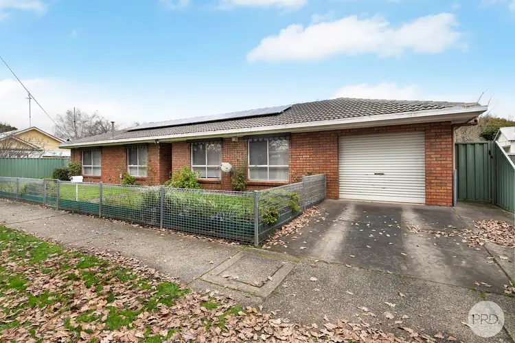 16 Victoria Street, Creswick VIC 3363