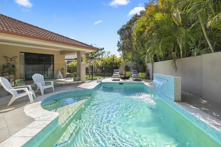 6 Tammy Court, Helensvale QLD 4212