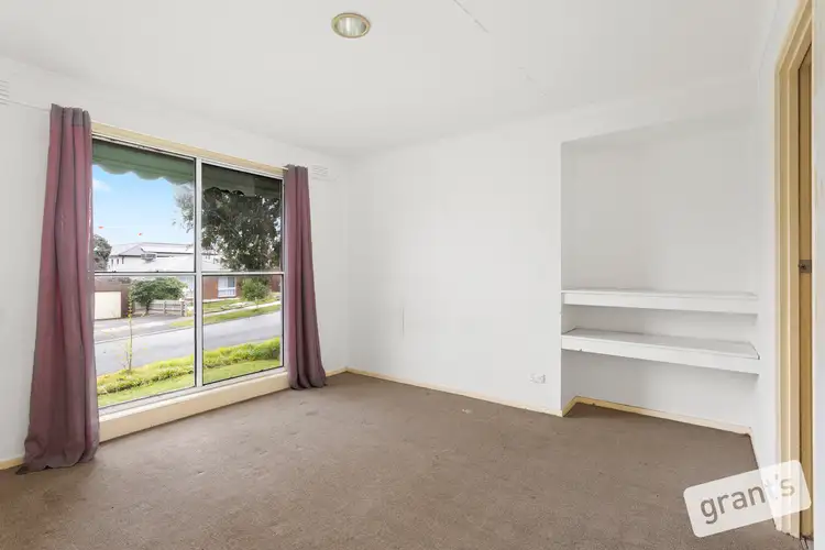 Seventh view of Homely house listing, 10 Bootie Court, Endeavour Hills VIC 3802