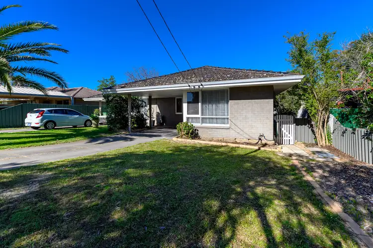 8A Cameron Street, Embleton WA 6062
