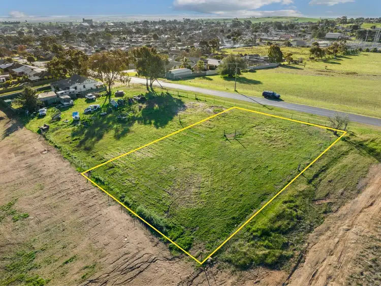 53 Pitt Street, Junee NSW 2663