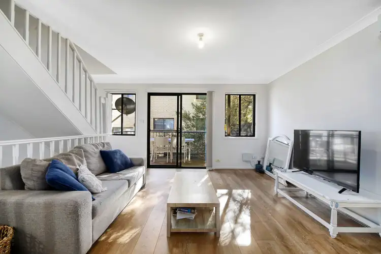6/171-173 Gertrude Street, Gosford NSW 2250