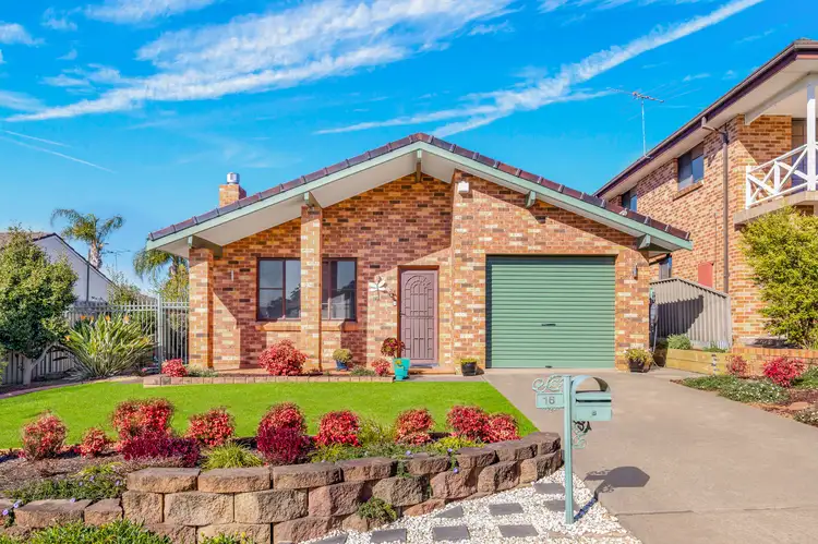 16 Jindabyne Street, Bossley Park NSW 2176