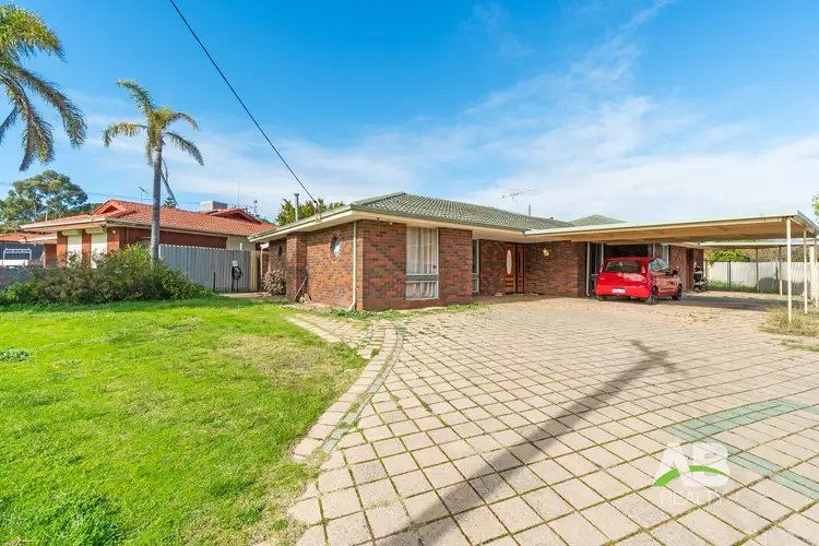 4 Mudalla Place, Wanneroo WA 6065