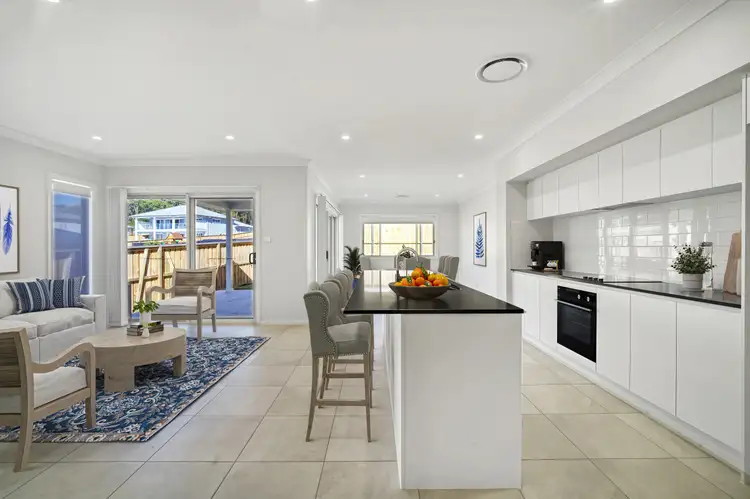 24 Raywood Circuit, Catherine Hill Bay NSW 2281