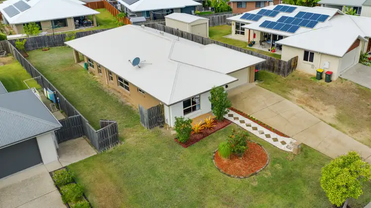 Second view of Homely house listing, 33 Parkway Crescent, Kirkwood QLD 4680