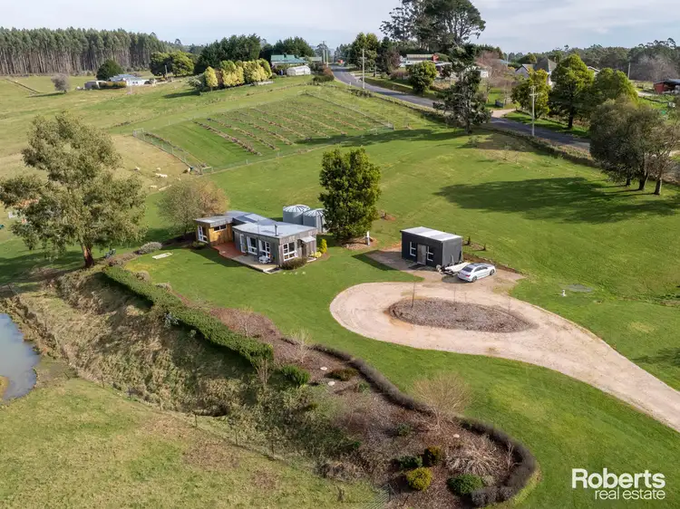 2 Adye Street, Roland TAS 7306