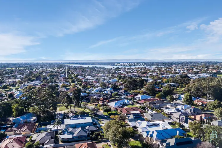 Seventh view of Homely house listing, 4 Isabella Crescent, Manning WA 6152