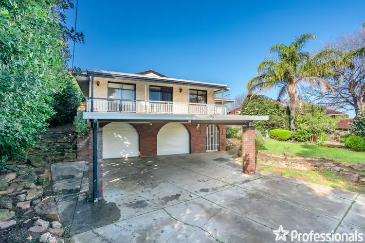 11 Haslemere Drive, Mount Nasura WA 6112