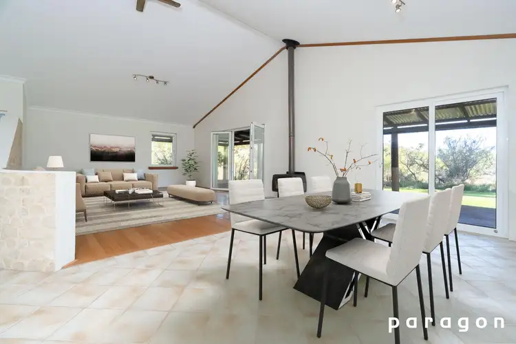 8 Valley Road, Woodridge WA 6041