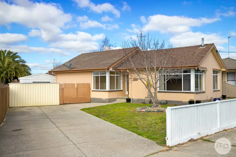 372 Forest Street, Wendouree VIC 3355