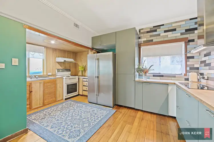 30 Hampton Street, Moe VIC 3825