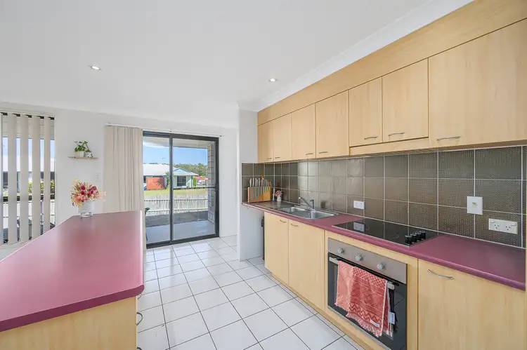Sixth view of Homely semi-detached listing, 17a Whitbread Road, Clinton QLD 4680