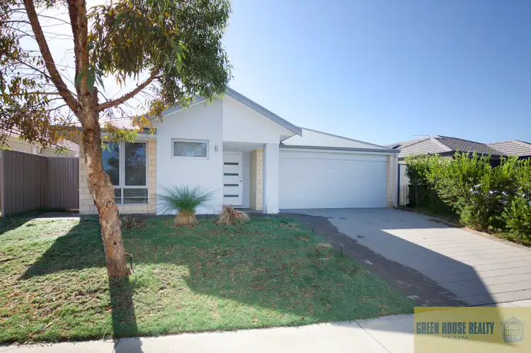 33 Dundatha Drive, Byford WA 6122
