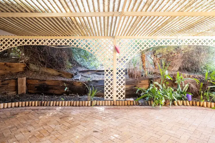 Fifth view of Homely house listing, 2 Banyon Close, Halls Head WA 6210