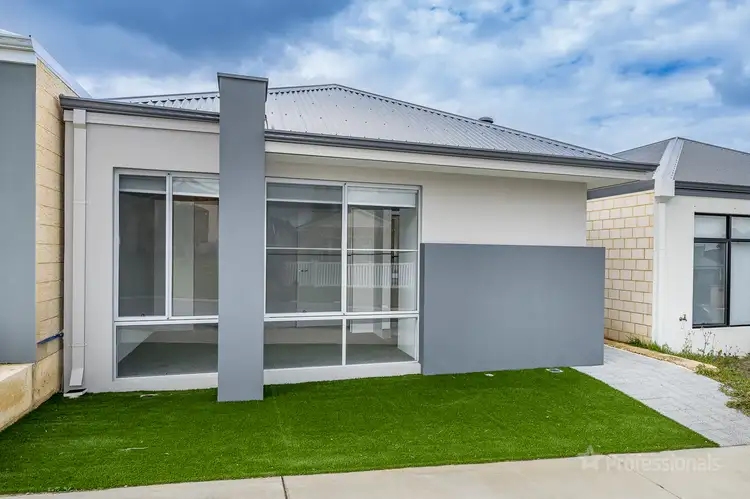 54 Hinckley Parkway, Hocking WA 6065