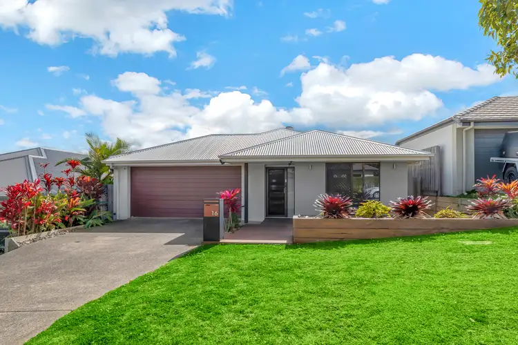 16 Longstaff Crescent, Pimpama QLD 4209